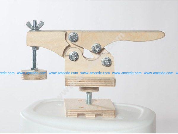 SURFACE TOGGLE CLAMP