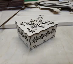 Snowflake box template wooden decor snowflake favour box S0000207 file cdr and dxf pdf free vector download for Laser cut