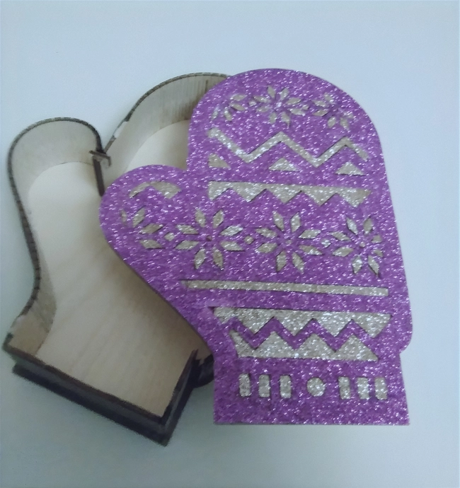 Wooden mitten gift box for christmas S0000252 file cdr and dxf pdf free vector download for Laser cut