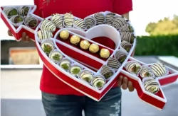 Chocolate box E0023859 file cdr and dxf pdf free vector download for Laser cut